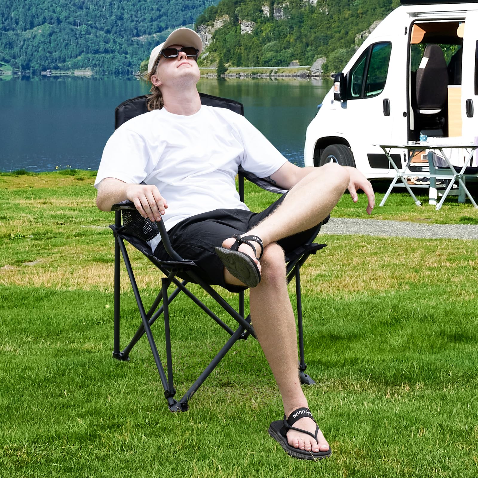 SunnyFeel multi-use outdoor chair suits camping, picnics, and events.