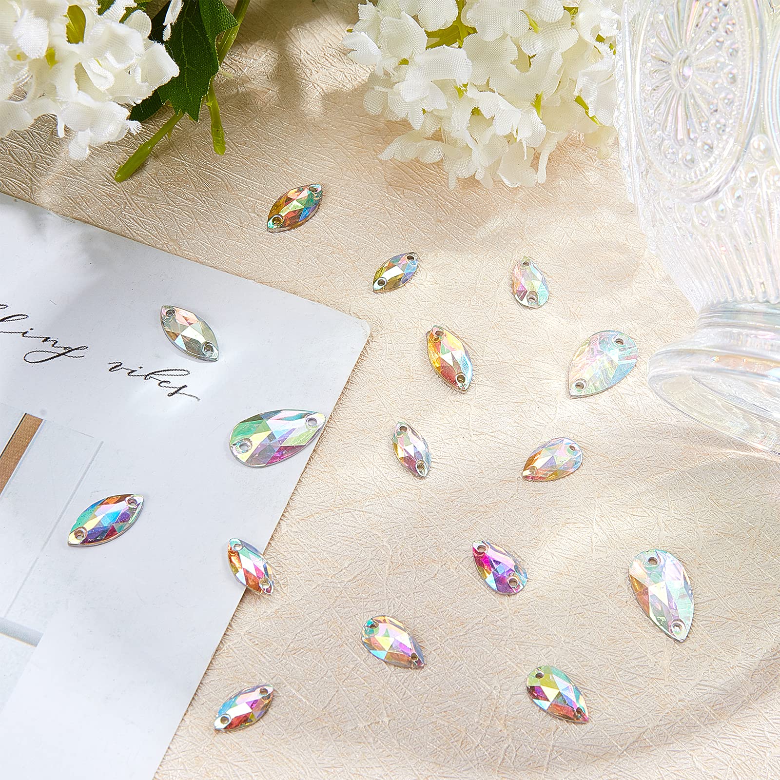 SUPERFINDINGS acrylic spinner blades display for eye-catching reflections