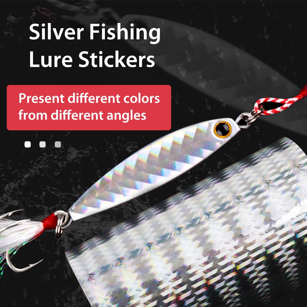SUPERFINDINGS UV-reactive glow enhances visibility in dim water