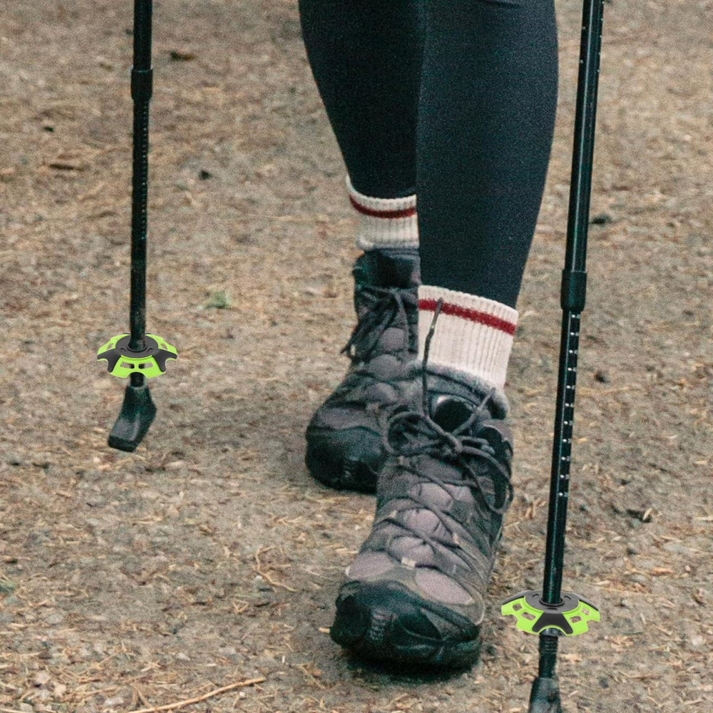 SUPVOX universal-fit mud pad adapts to most trekking poles.