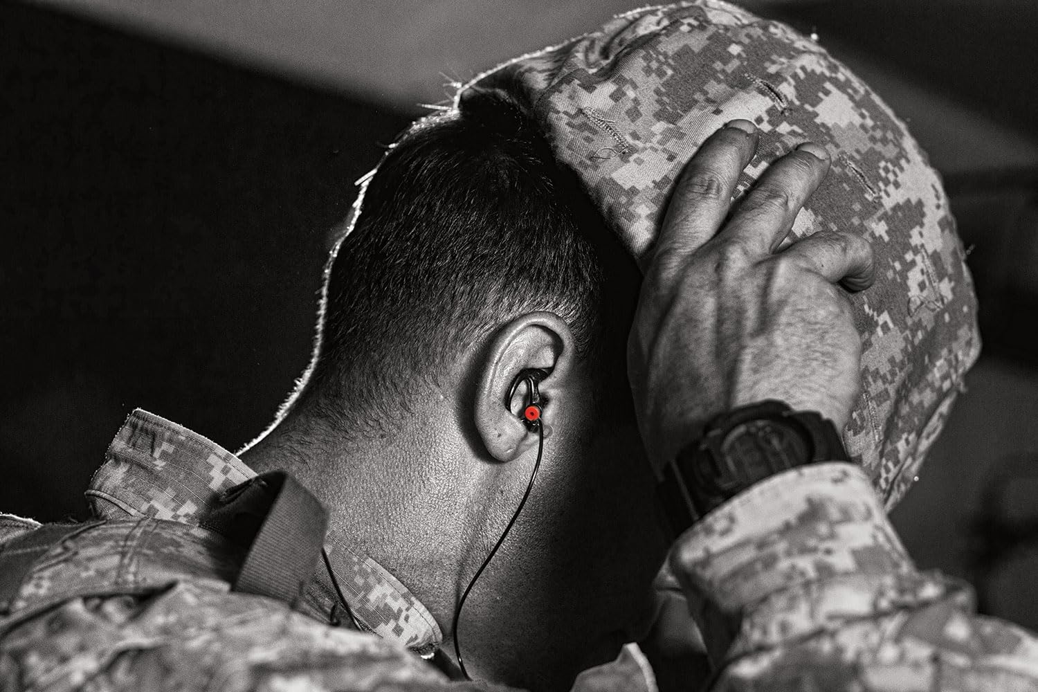 Low-profile design for helmet or mask use