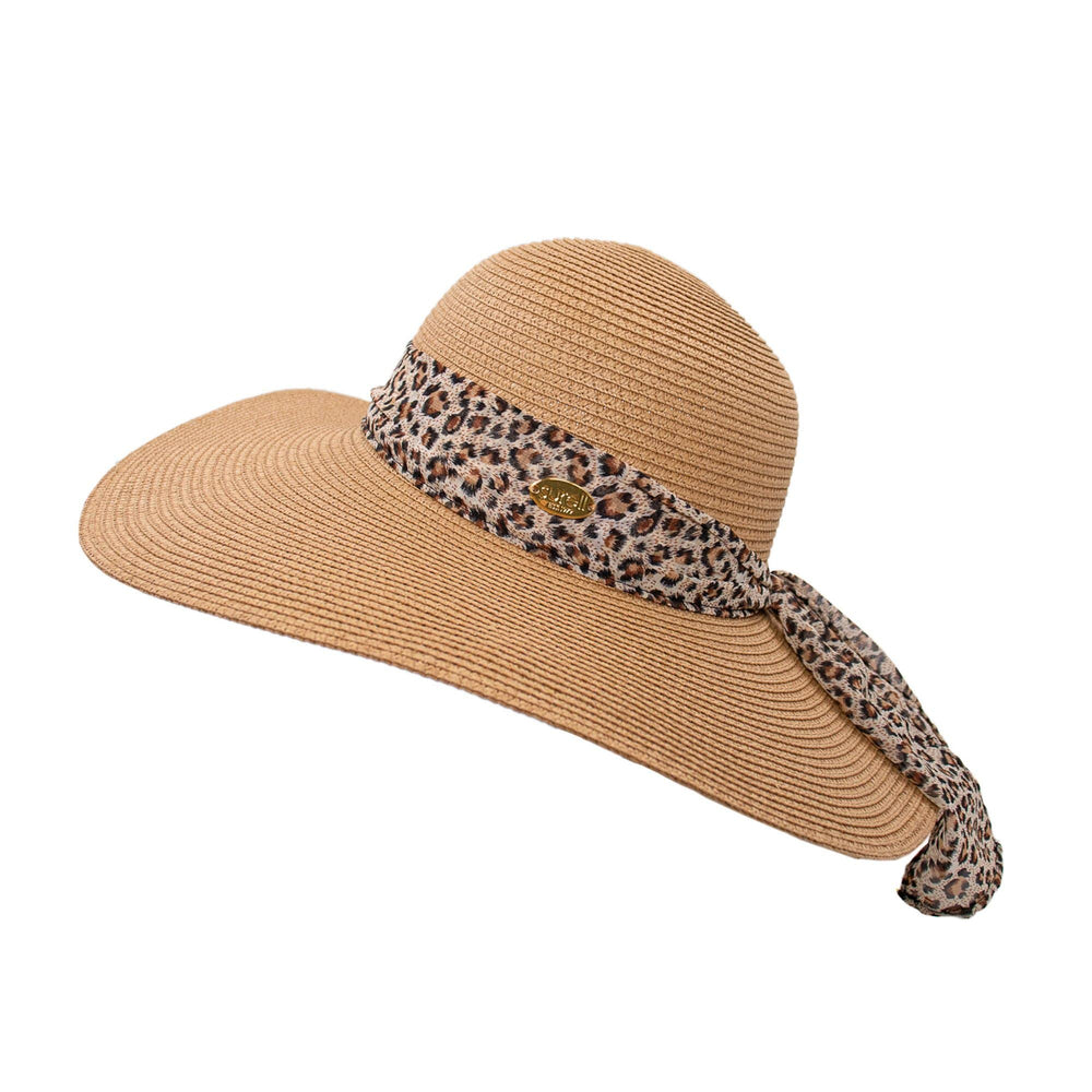 Surell sun-ready accessory designed for warm days and light travel.
