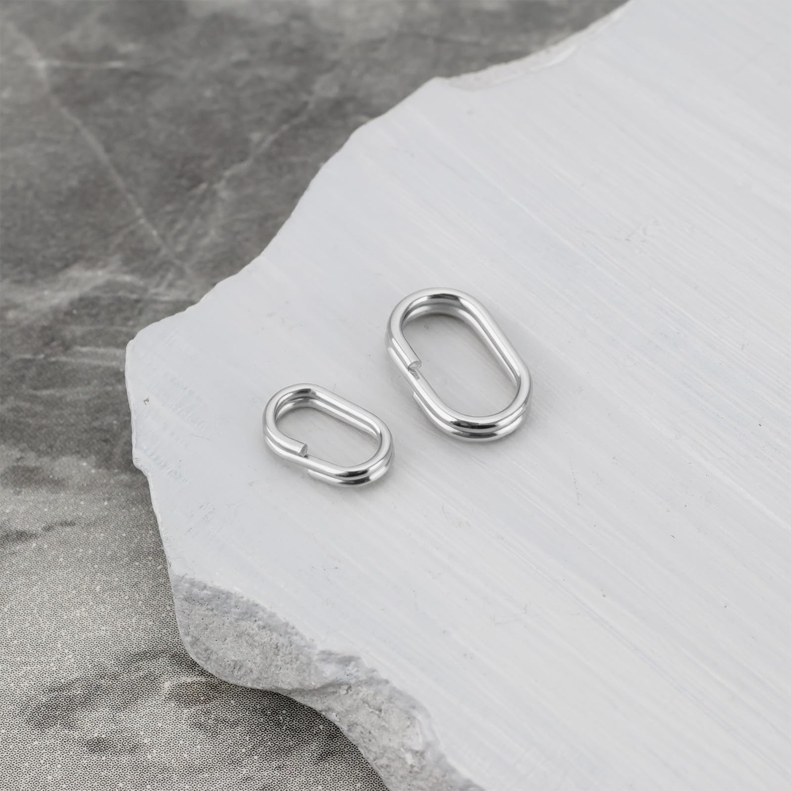 Surfcasting rigs connector using oval split rings