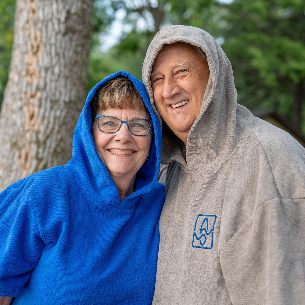 Swell Wakesurf Creator Boat Coat hood detail highlights warmth and coverage.