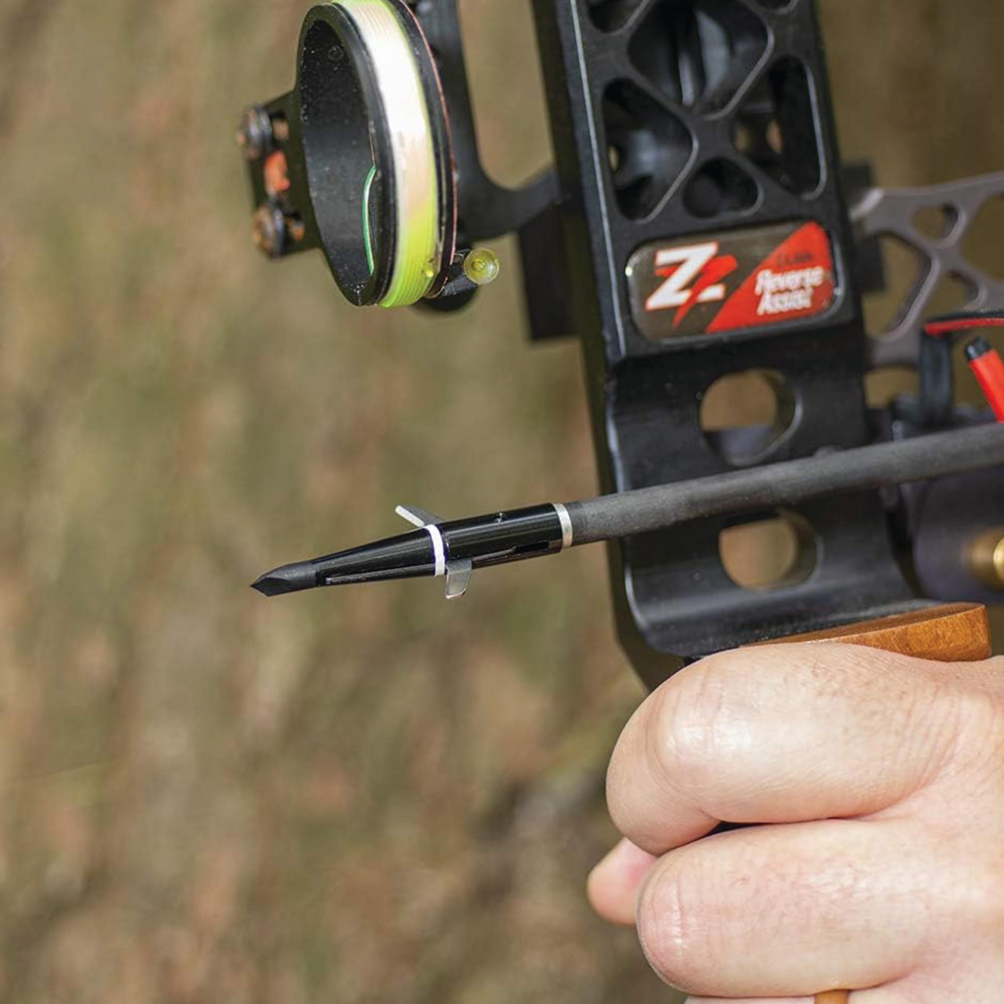 Swhacker SWH00202 broadheads with aircraft-grade ferrule for long-lasting reliability.