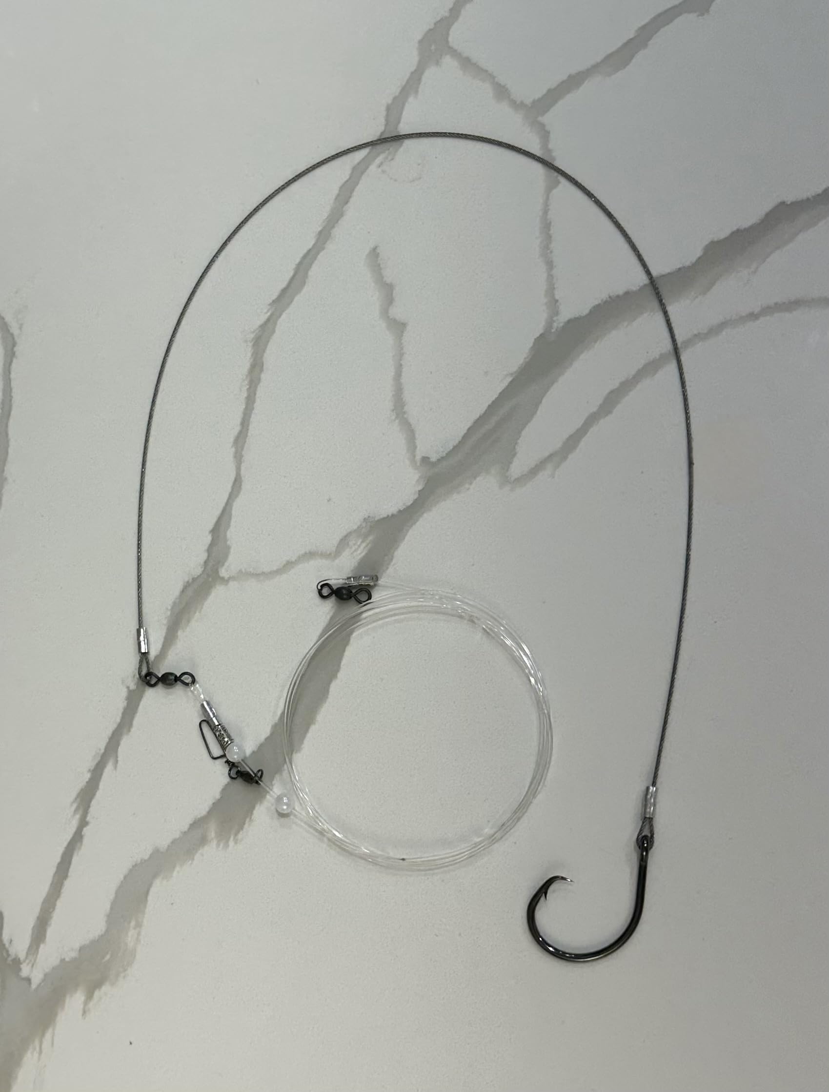Tangle-free crimps and swivels on shark rig