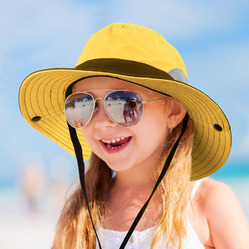 Adjustable chin strap on Syhood sun hat