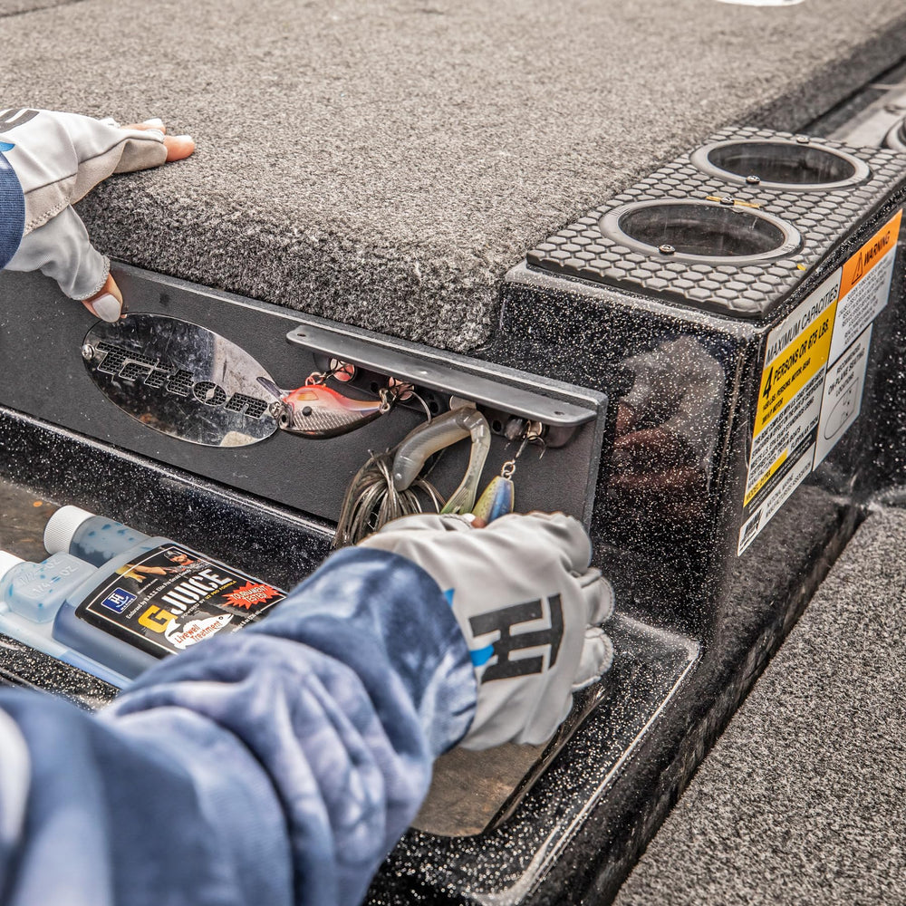 T-H Marine Tackle Titan powerful magnets hold gear securely during action.