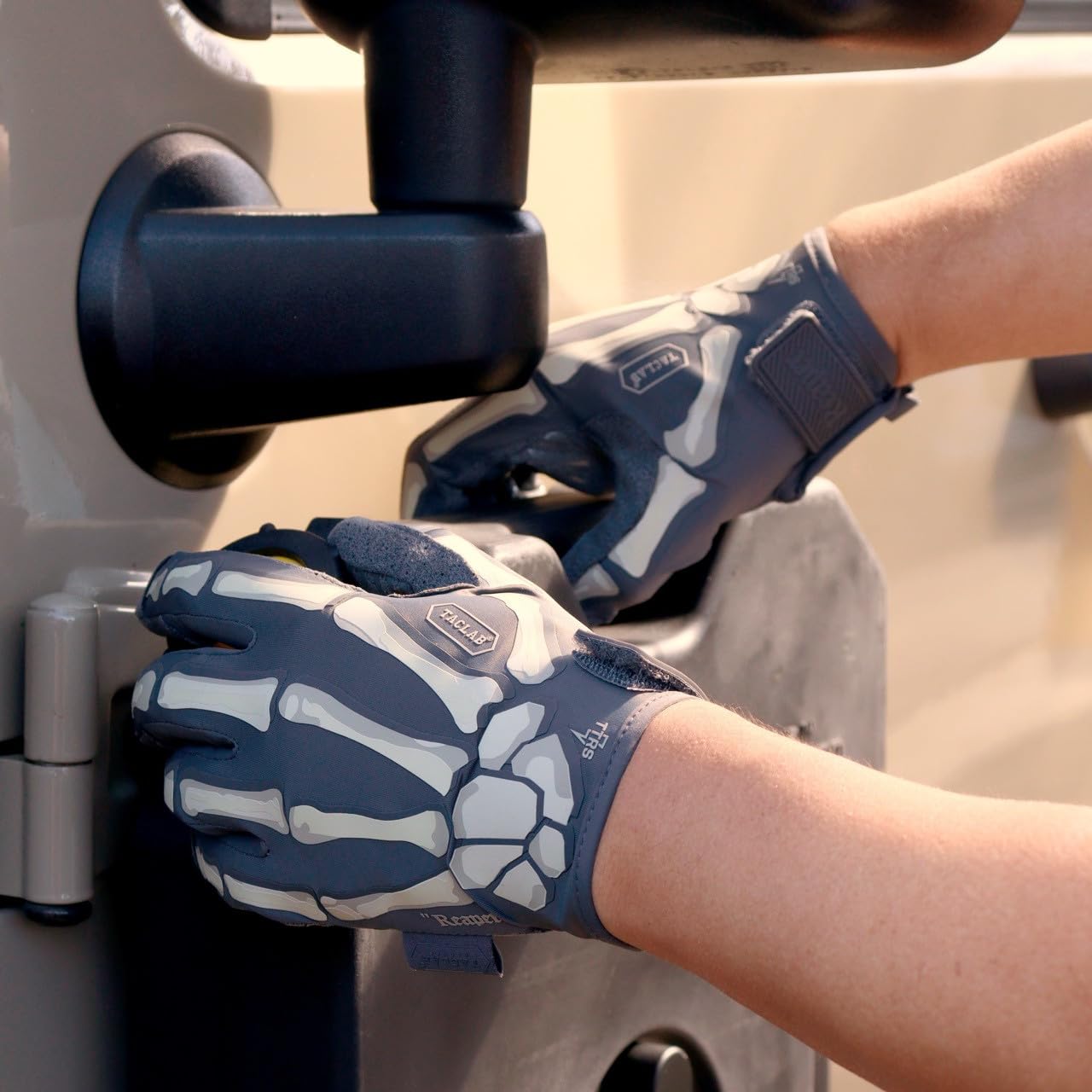 TACLAB Reaper Ghost Gray Skeleton Gloves knuckle guard design for paintball protection
