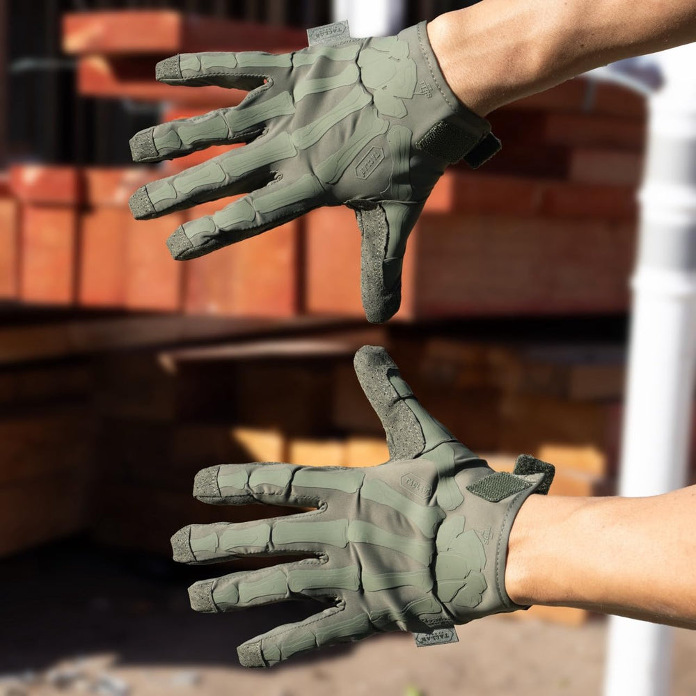 TACLAB Reaper gloves packshot; versatile multipurpose use in sports