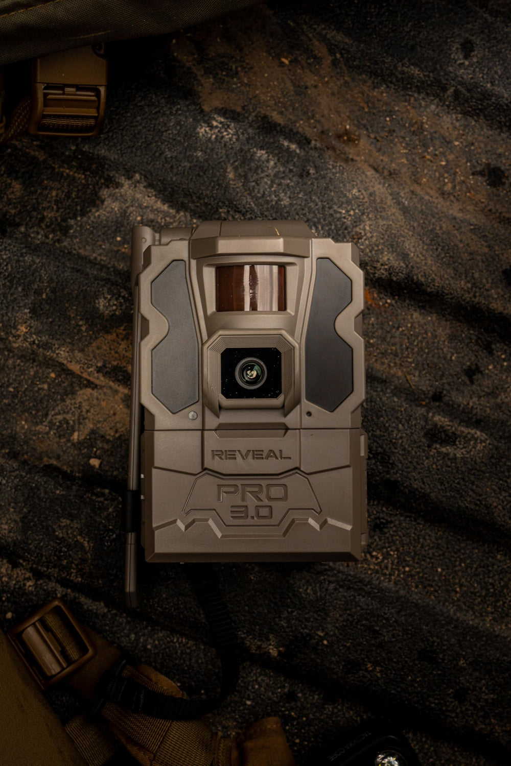 TACTACAM Reveal Pro 3.0 32GB SD card storing high-quality media.