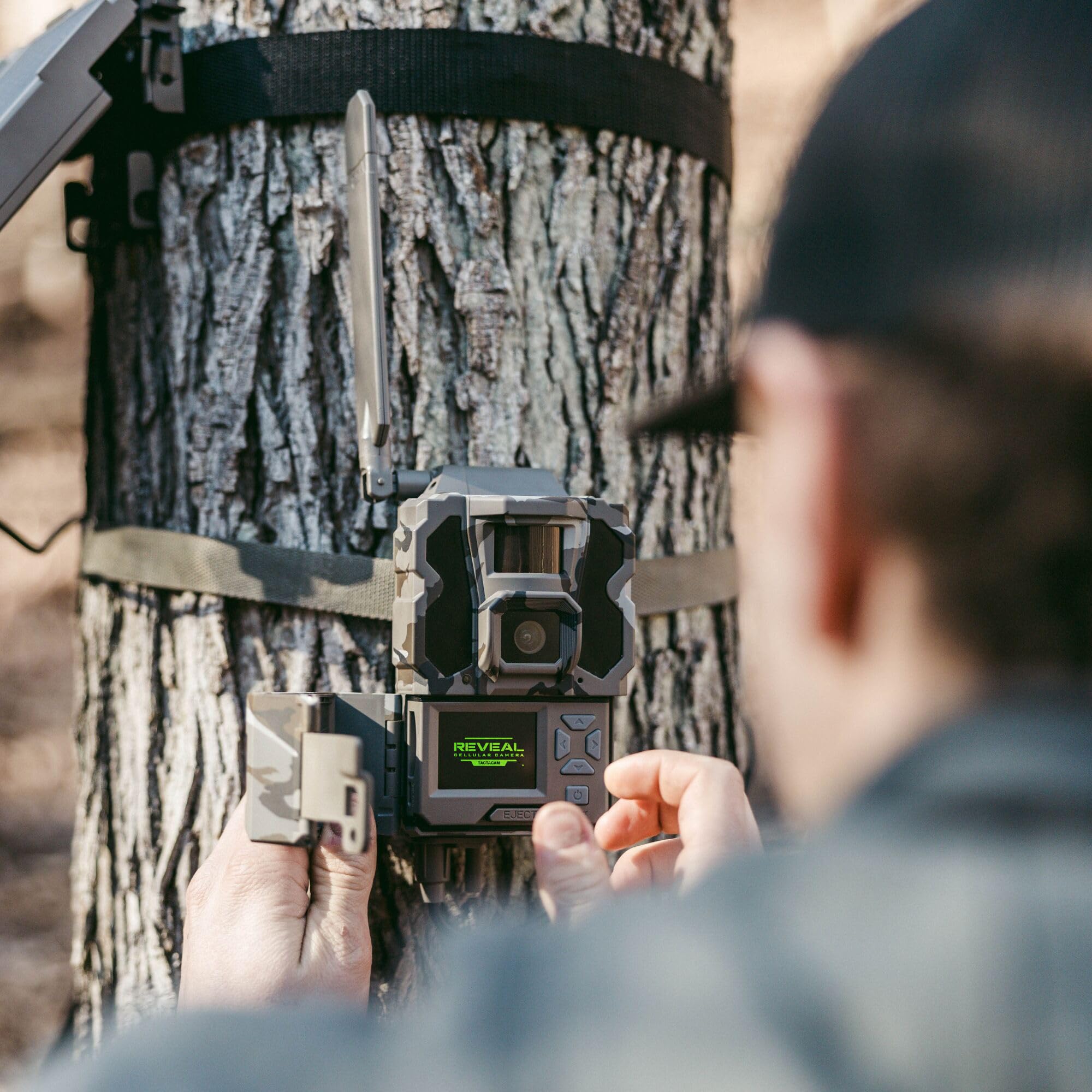 TACTACAM Reveal Ultra low-glow or no-glow flash balances visibility and stealth at dawn or dusk.