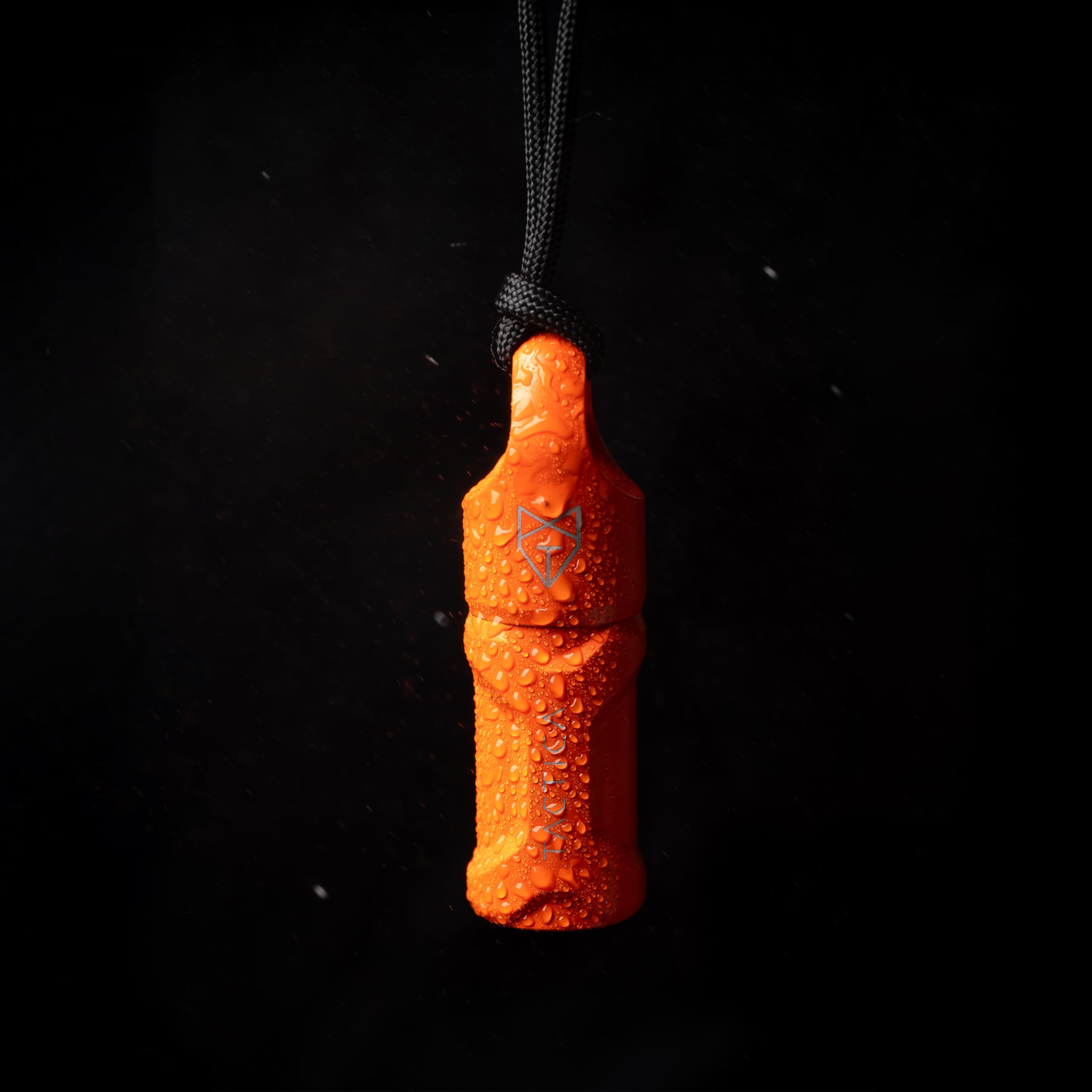 TACTICA X.100 outdoor kit readiness for dependable fire starting in adverse conditions