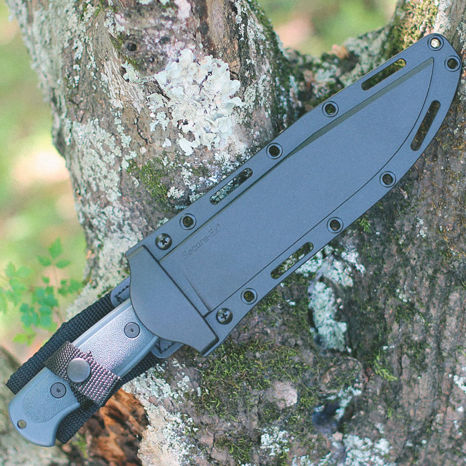 Carrying options for Survivalist knife