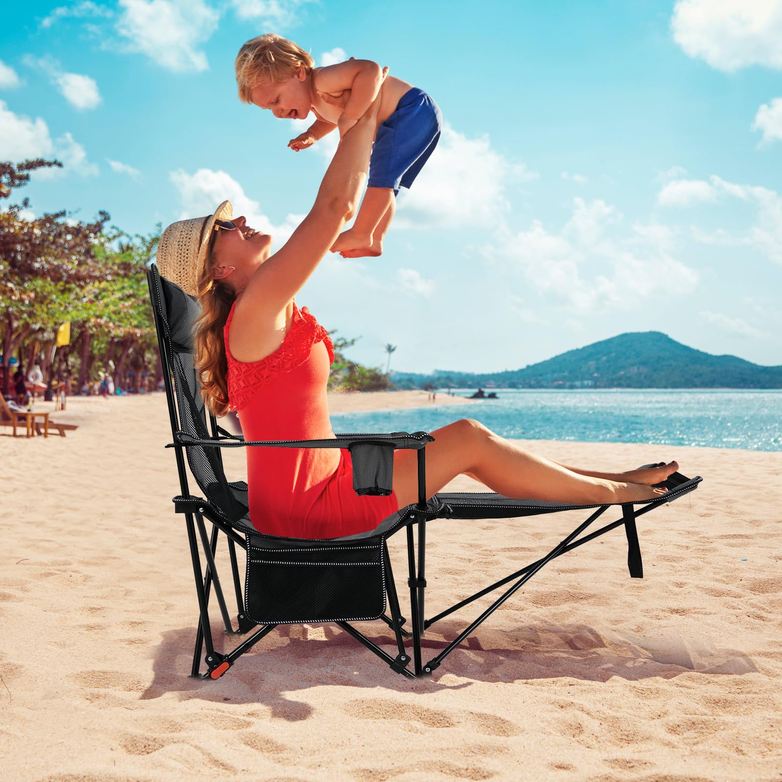 Compact foldable design of Tangkula chair fits in the carry bag.