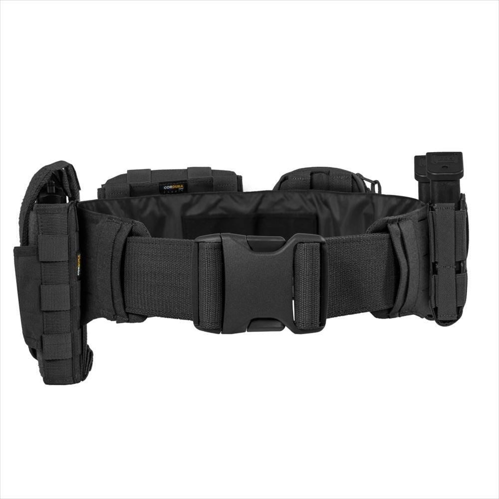 Tasmanian Tiger Warrior Belt LC black belt shown in use for modular gear setup.