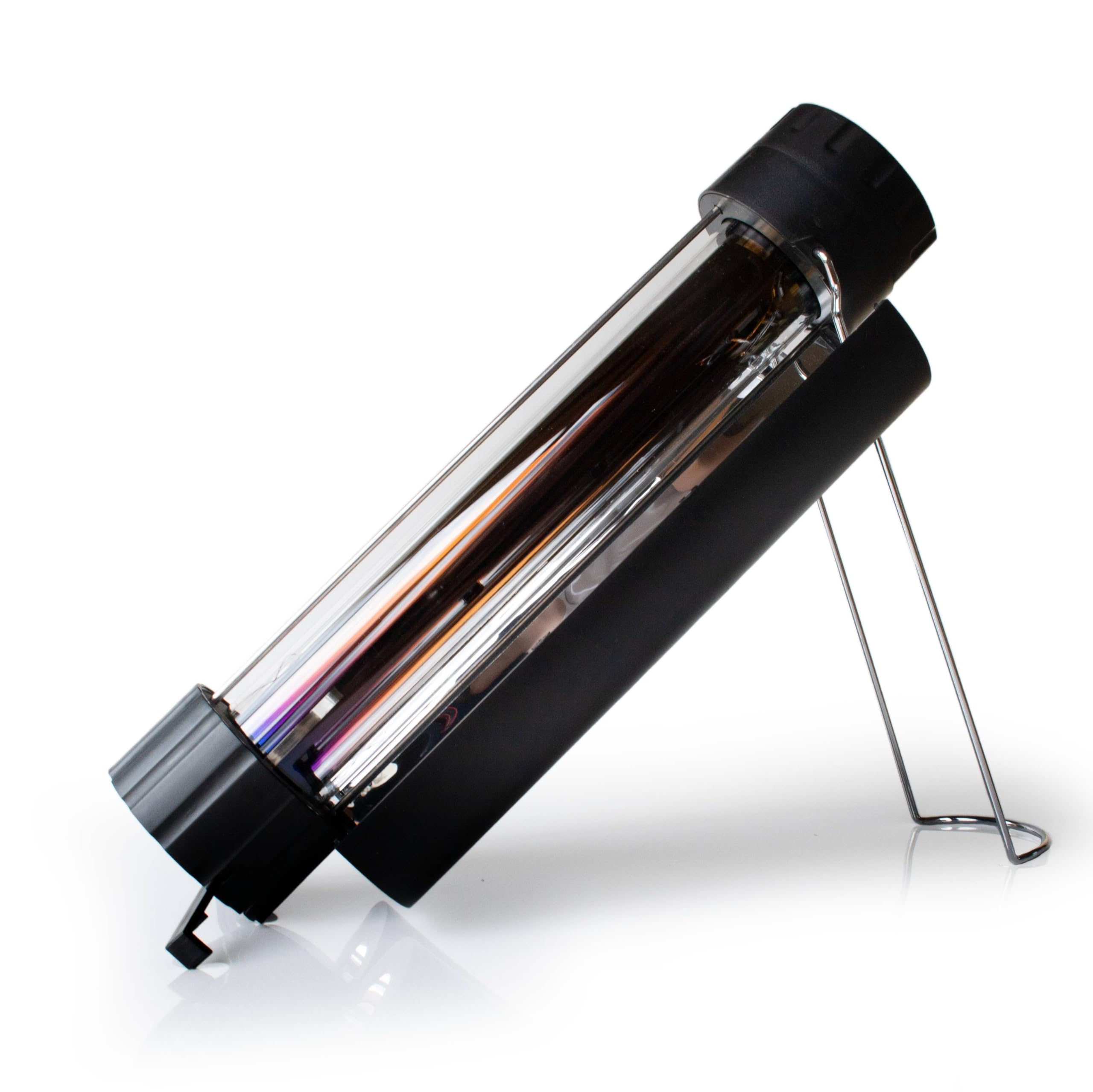 Teragh Solar Kettle 2.0 in sunlit boil demonstrates quick hot water on the go.