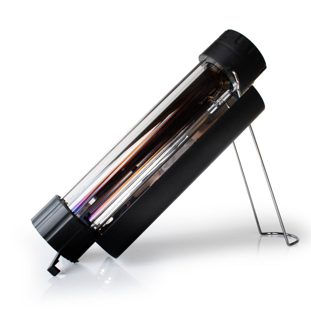 Teragh Solar Kettle 2.0 in sunlit boil demonstrates quick hot water on the go.