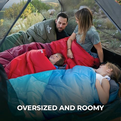 TETON Sports draft tubes and double-layer design retain warmth efficiently.