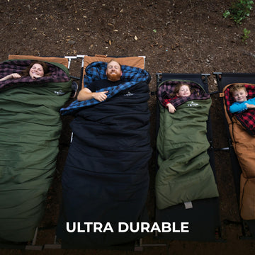 Inner pocket keeps small essentials like flashlight or phone within reach.