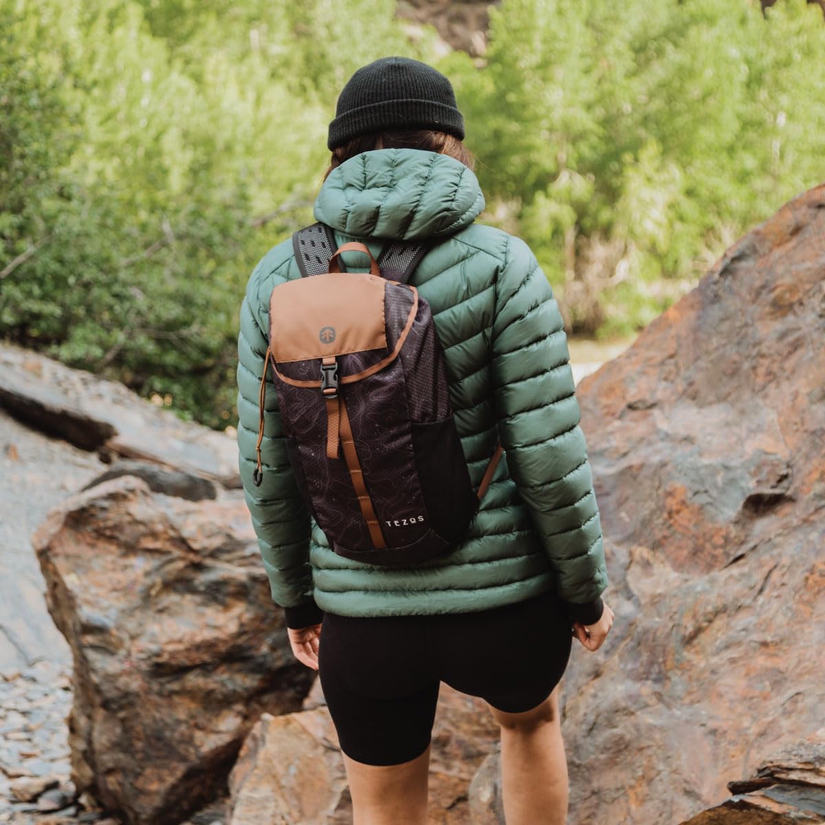 Tezos Juniper Daypack 16L capacity ideal for camping and day trips.