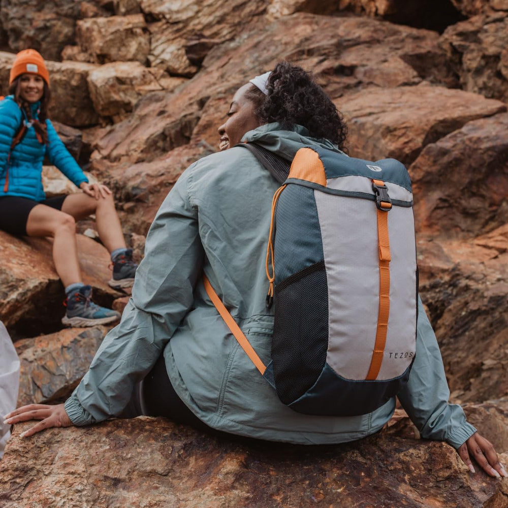 Tezos Juniper Daypack hydration bladder sleeve, supports 2L hydration on outings.