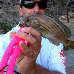 The Fish Grip Jr. Pink product packaging highlights single-unit convenience for anglers