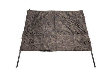 The Grind Knee Blind conceals two hunters for stealthy field moves.