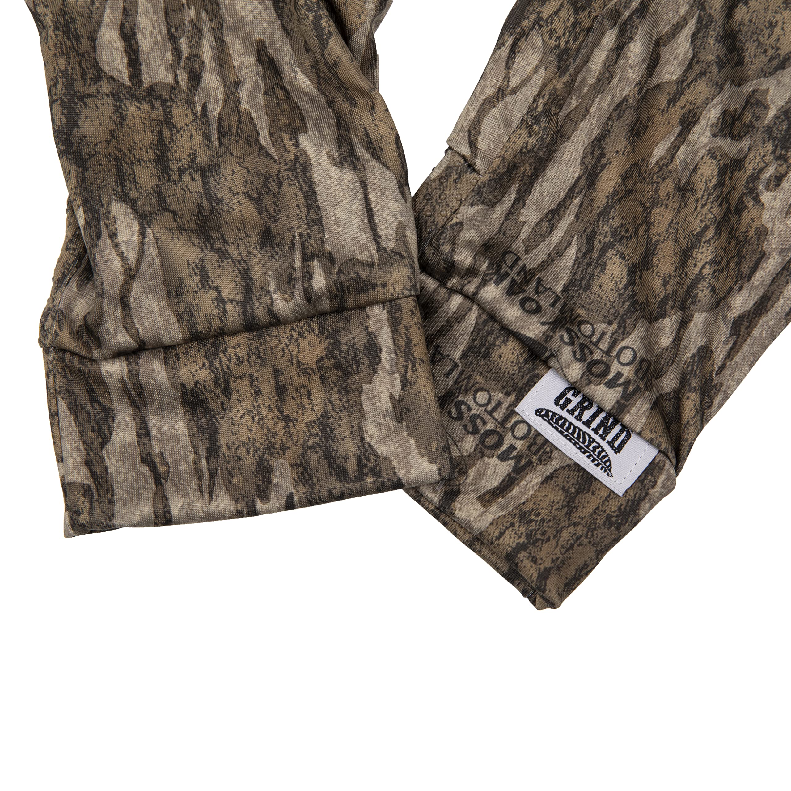 Palm beads on The Grind MO Bottomland Turkey Gloves improve grip and gun control.