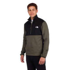 The North Face Astro Ridge ¼ Zip zip pocket enables quick trail storage.
