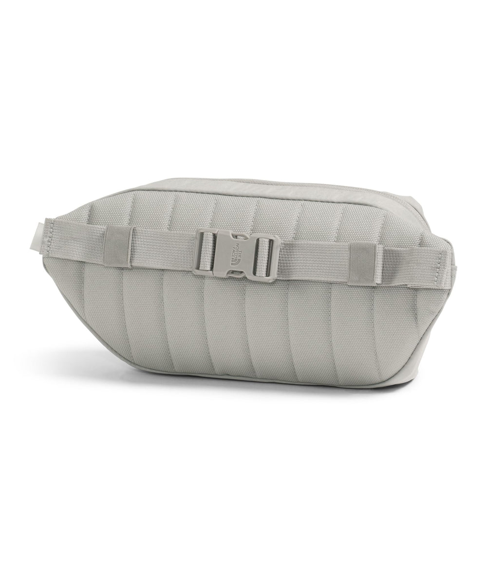 The North Face Berkeley Lumbar Bag central compartment keeps essentials organized for easy retrieval