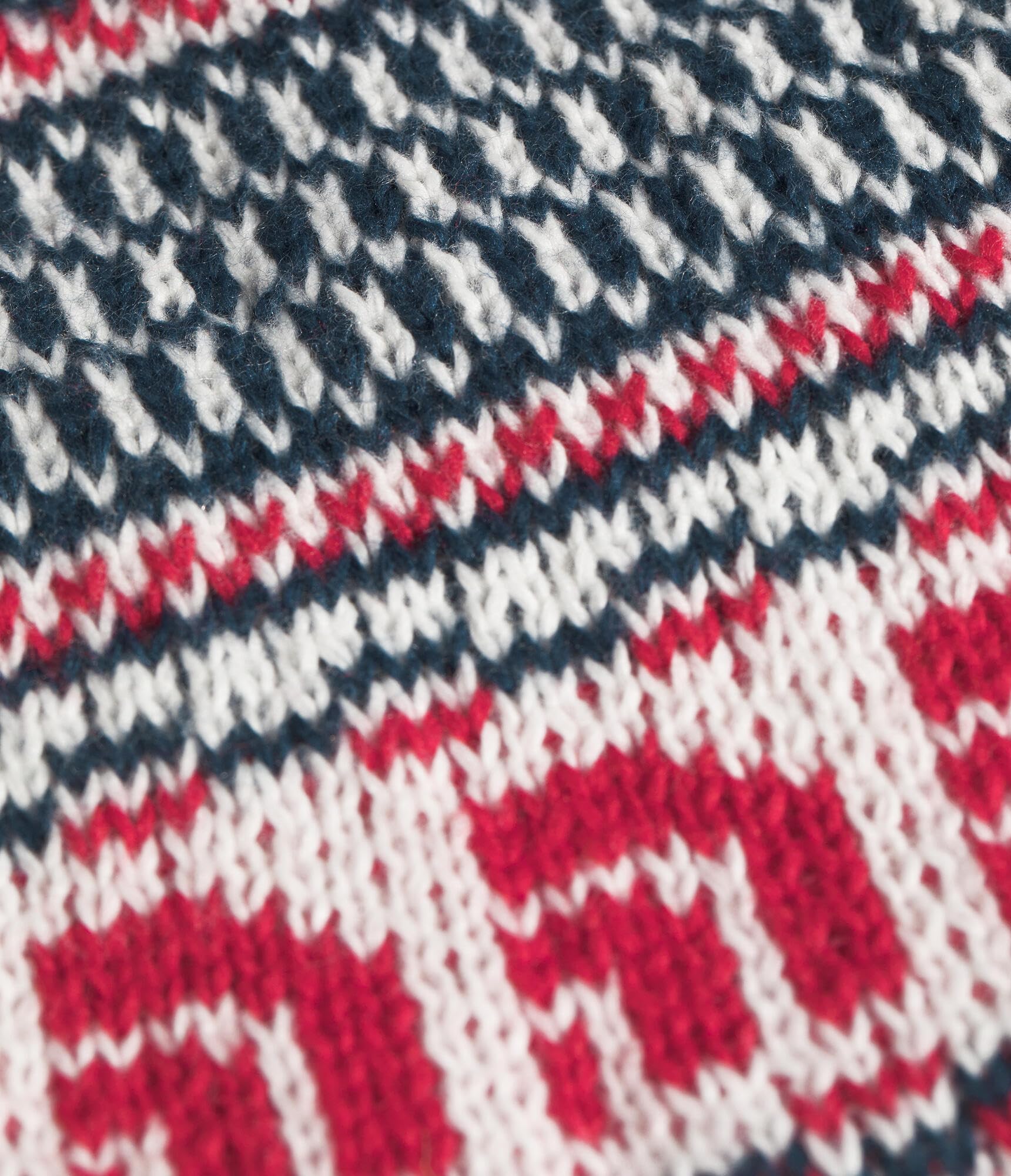 The North Face Cabin Ski Tuke graphic with novelty motif adds winter-ready flair.