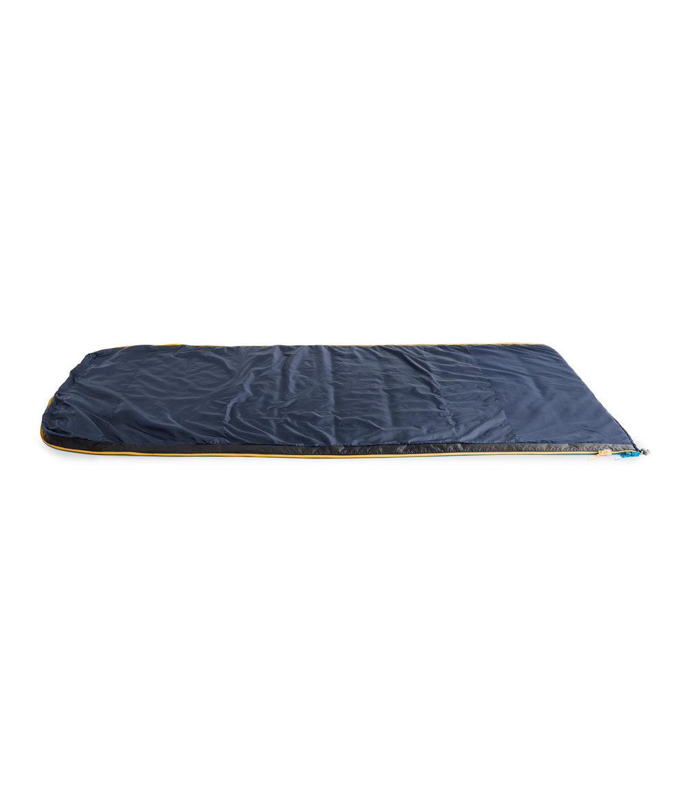 The North Face Dolomite One 15F-vented-zip demonstrates adjustable airflow for comfort.