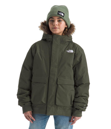 The North Face Teen McMurdo 600-fill down insulation delivers reliable warmth in cold days