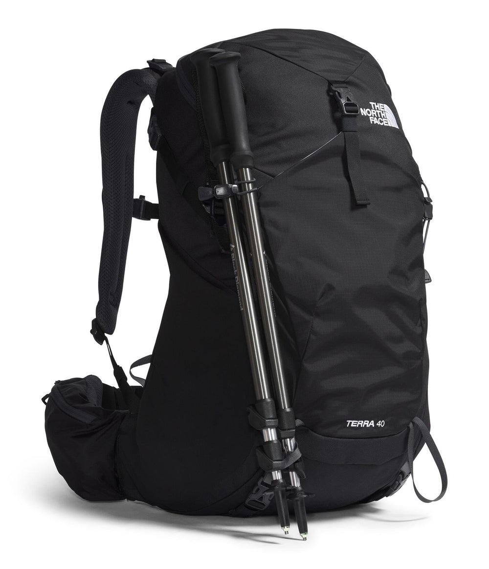 Terra 40 hydration sleeve keeps water accessible during climbs.
