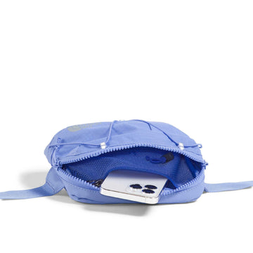 The North Face Terra Lumbar 1L adjustable waist strap for a comfortable fit.
