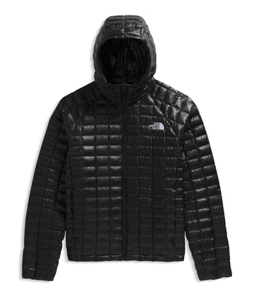 The North Face Thermoball Hooded Jacket zipper chin guard reduces chafing during windy days