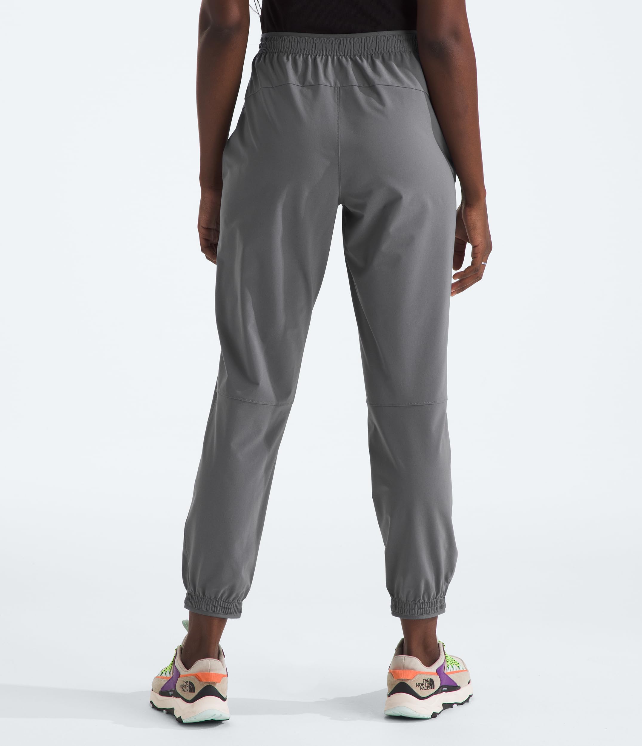The North Face Wander Jogger 2.0 back pocket view emphasizes secure storage during runs