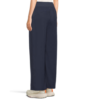 The North Face Aphrodite Arise wide-leg pant concealed zip pocket secures essentials during workouts.