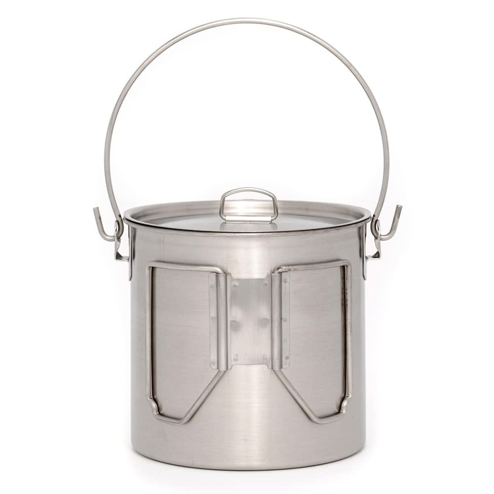 The Pathfinder School 64oz bush pot bail handles offer comfortable grip over fire.