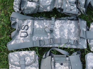 The Specialty Group USGI hydration pack dual-zip design enables quick access.