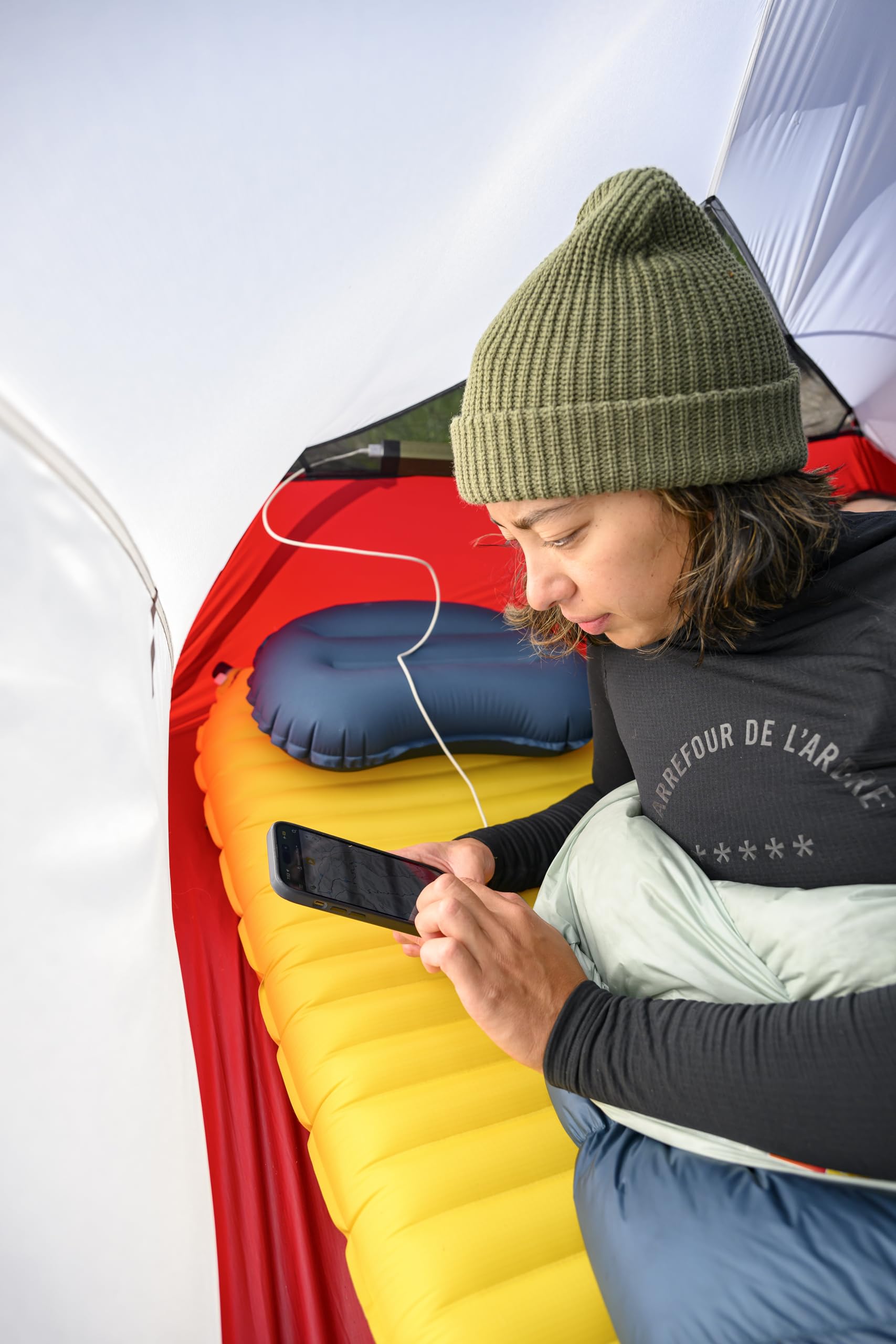 Therm-a-Rest Air Head Lite nonslip fit inside a mummy bag hood
