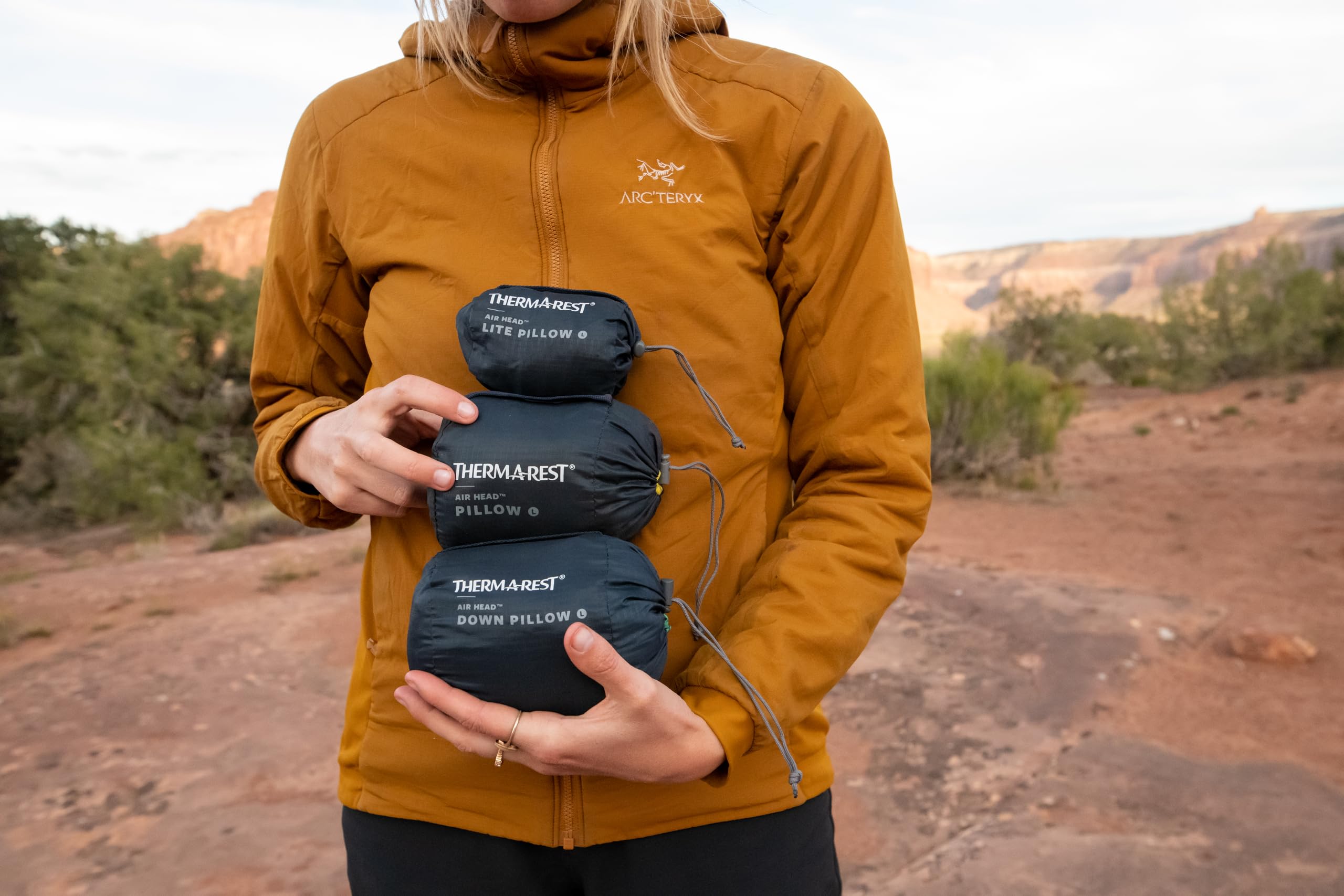 Therm-a-Rest Air Head Lite included stuff sack for easy packing