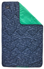 Juno blanket soft brushed lining for cozy warmth during evenings outdoors.