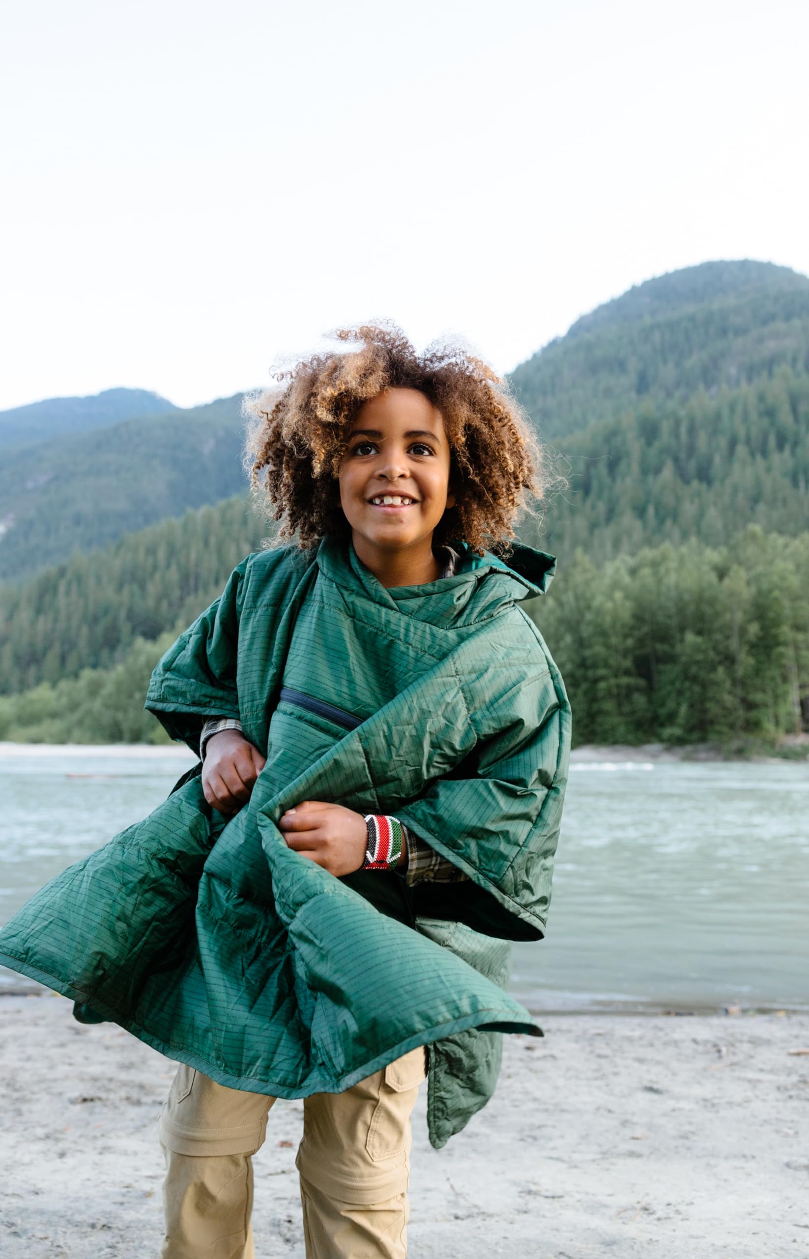 Therm-a-Rest Kids Honcho kangaroo pocket warms hands on chilly days.
