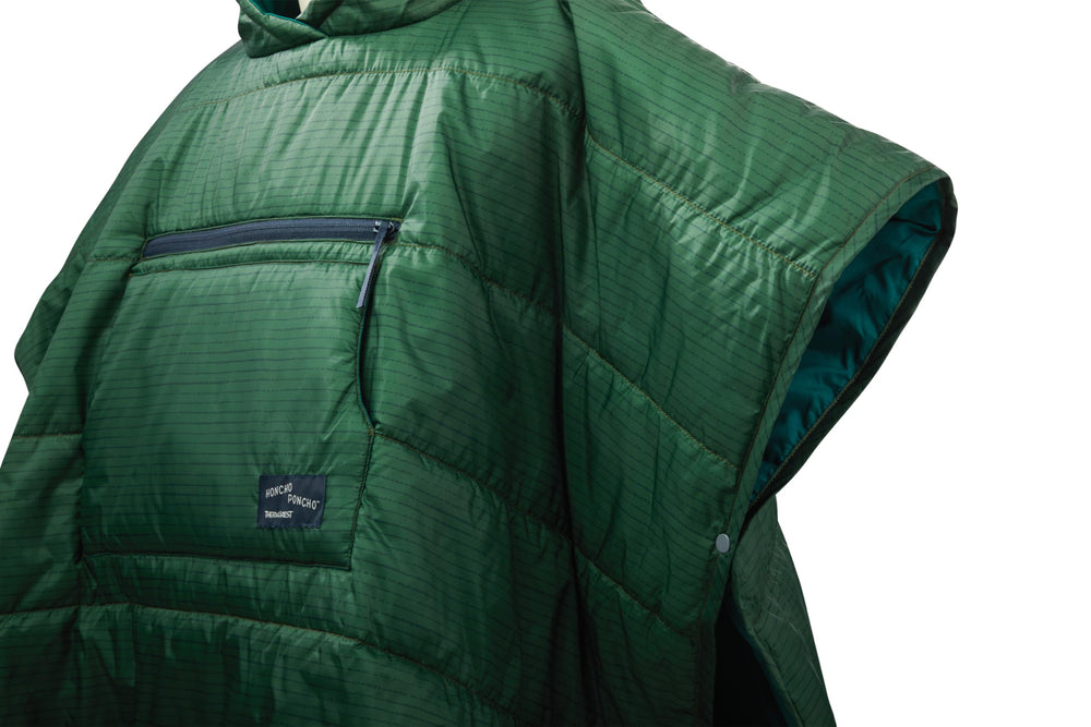 Therm-a-Rest Kids Honcho in water-resistant shell shields wind and light rain.