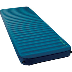 Therm-a-Rest Mondoking 3D top view in Lyons Blue with ample surface