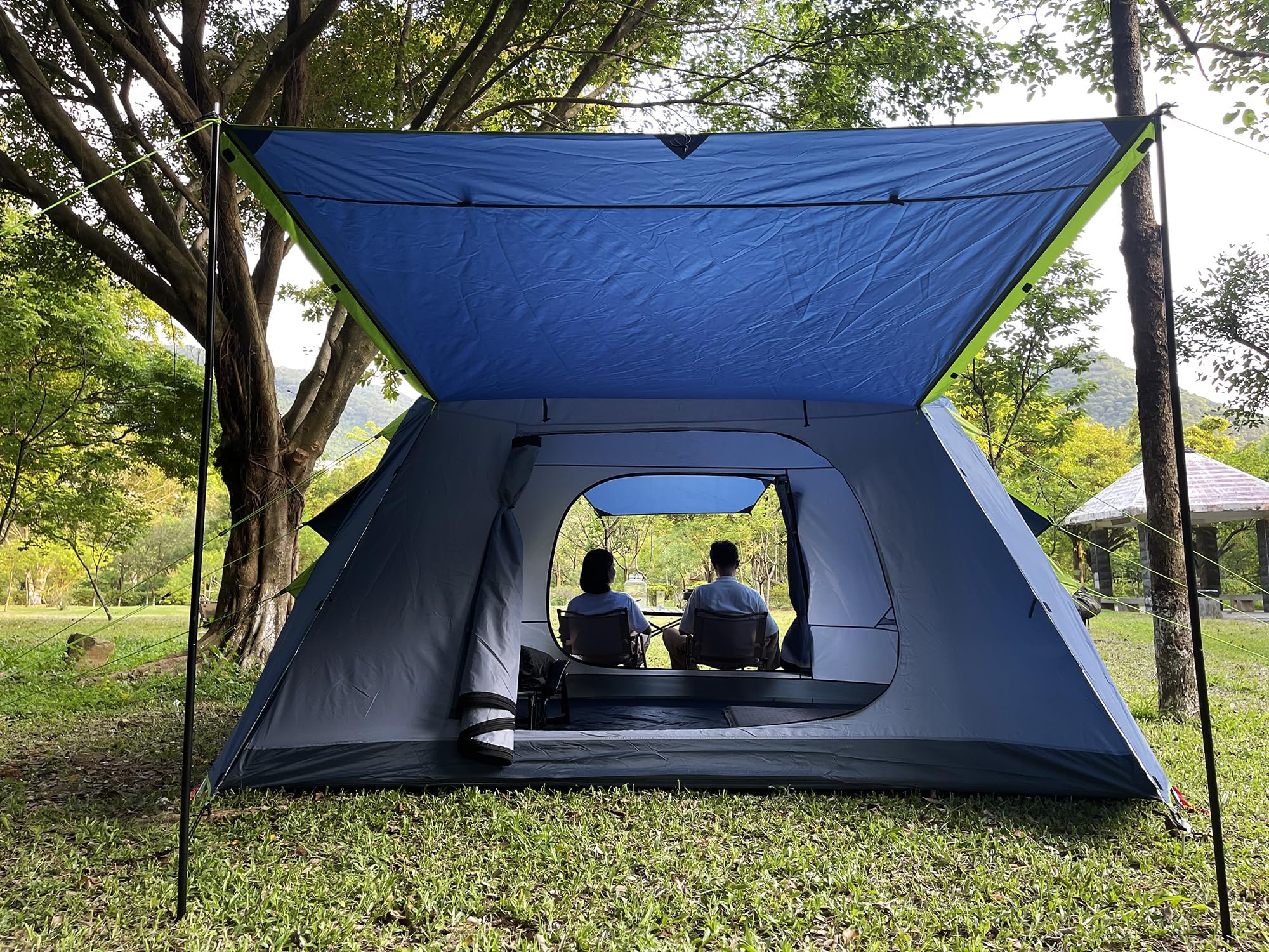 Three Bears Outdoor 6P tent vestibules offer organized storage space