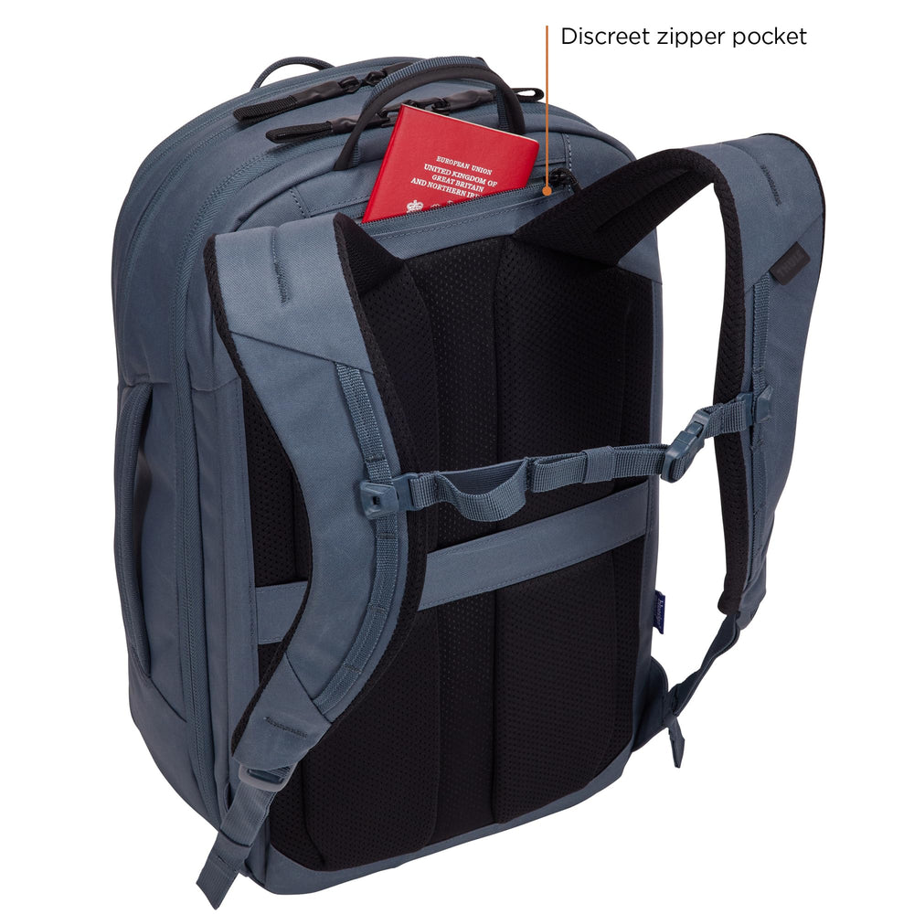 Thule Aion divider prevents odor transfer and keeps gear clean.
