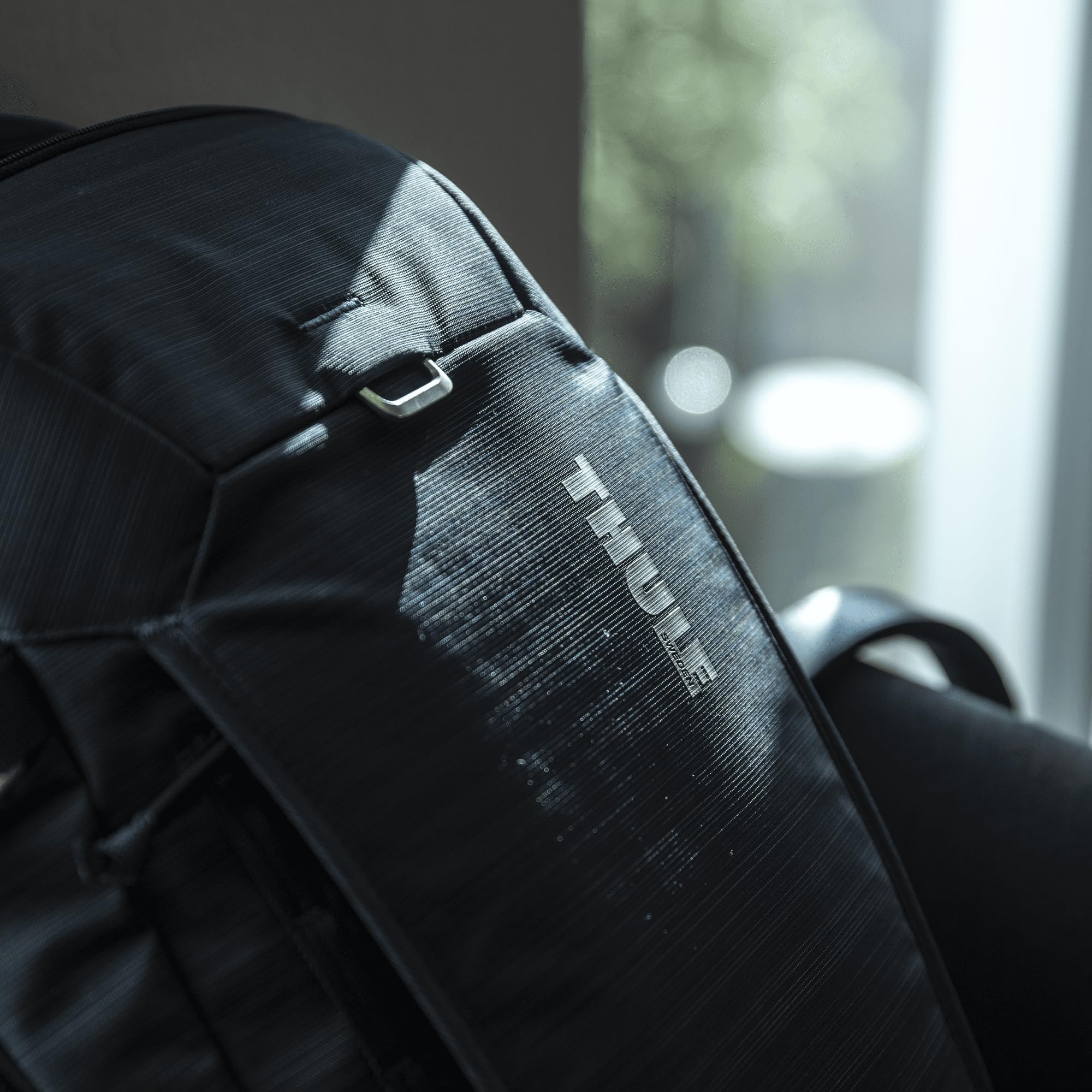 Thule Contruct Backpack 24L interior pocket layout helps cables and adapters stay sorted.